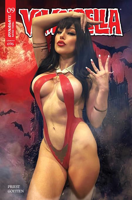 VAMPIRELLA (2026) #9 (CVR E COSPLAY RACHEL HOLLON VAR) - PREORDER
