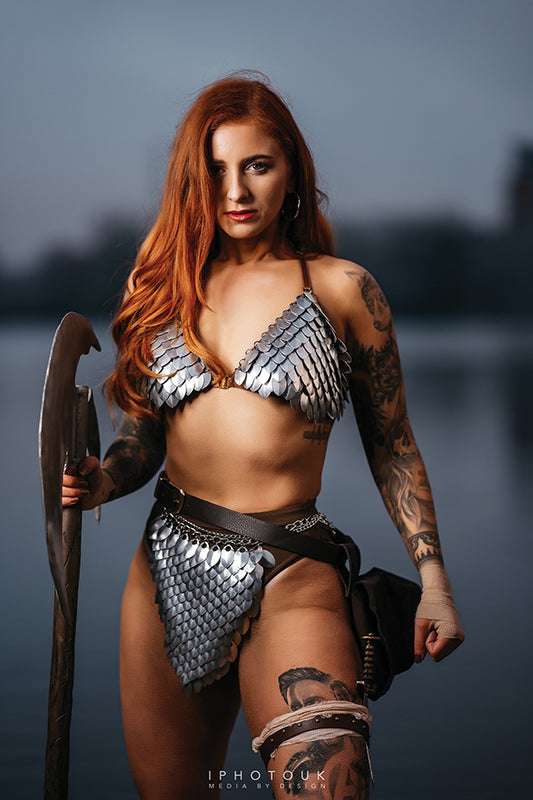 Red Sonja #10 (Cover H 1:10 Cosplay Virgin Variant)