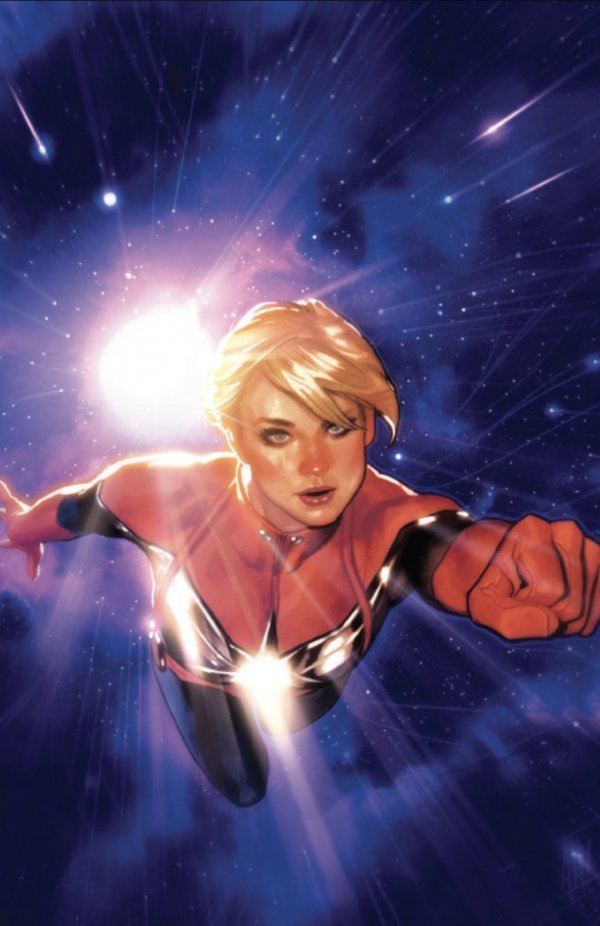 The Life of Captain Marvel #1 (Unknown Comics SDCC Adam Hughes Variant)