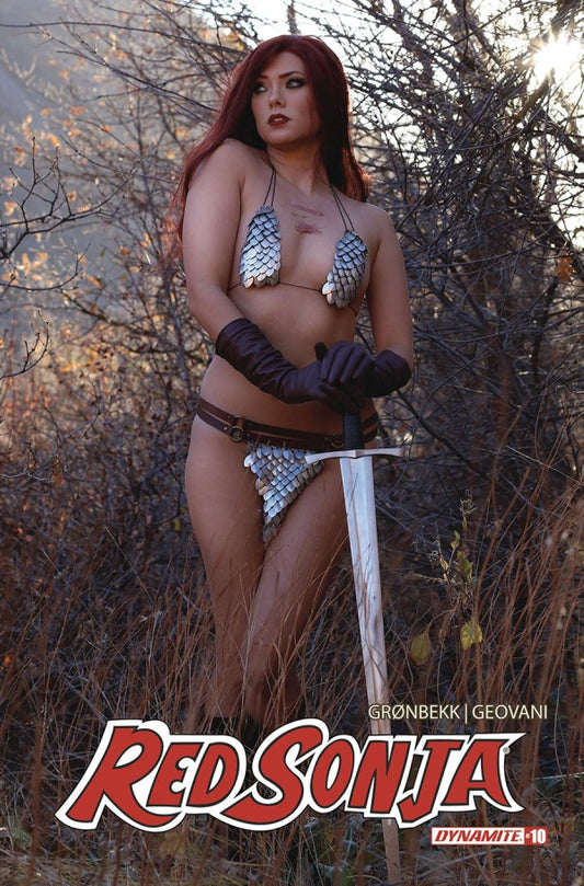 Red Sonja #13 (Cover E Cosplay Variant)